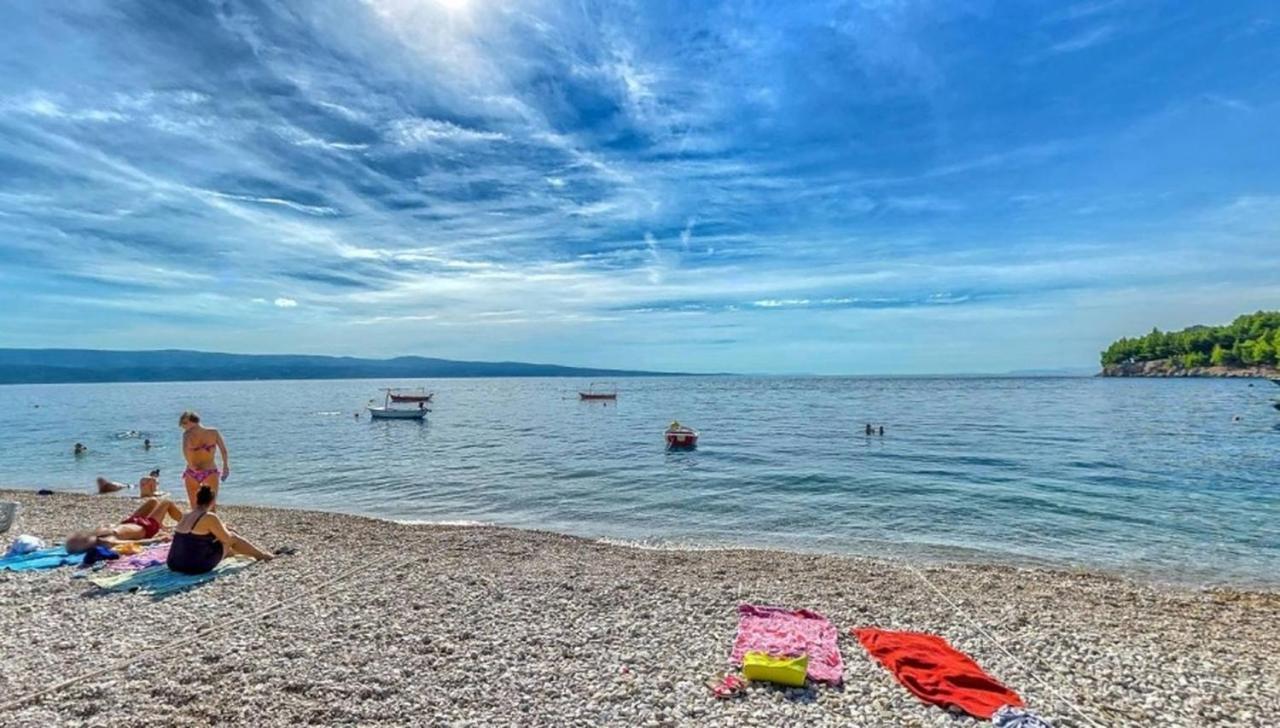 Adriatic Beach Suites Omiš Екстериор снимка