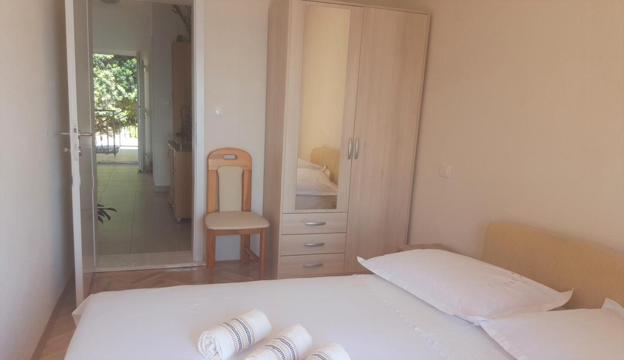 Adriatic Beach Suites Omiš Екстериор снимка