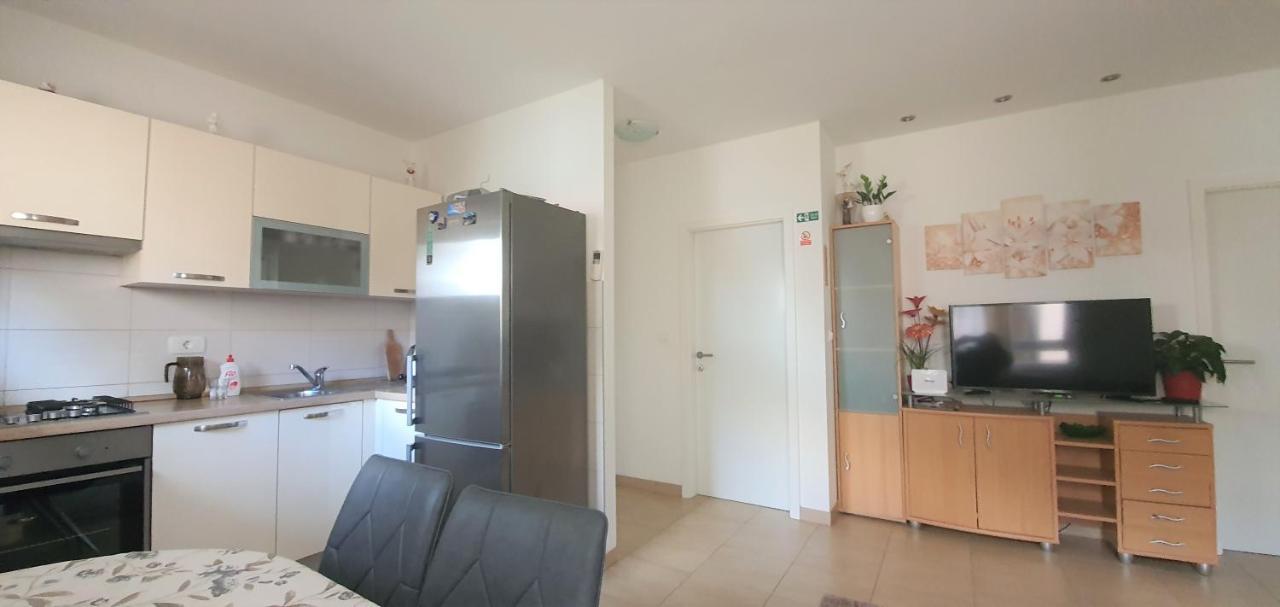 Adriatic Beach Suites Omiš Екстериор снимка