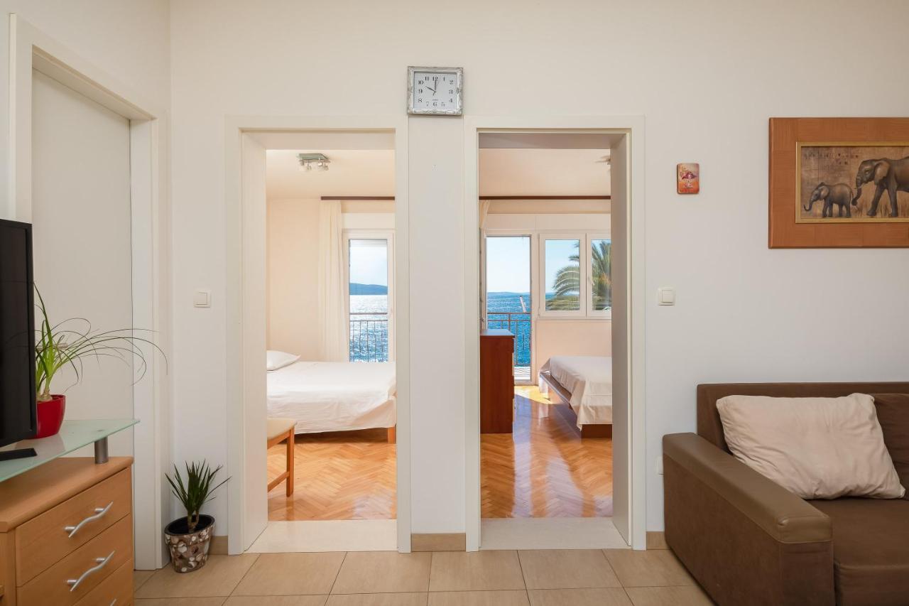 Adriatic Beach Suites Omiš Екстериор снимка