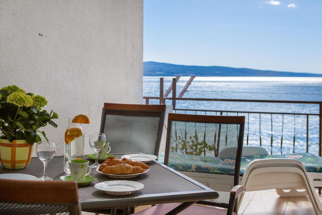 Adriatic Beach Suites Omiš Екстериор снимка