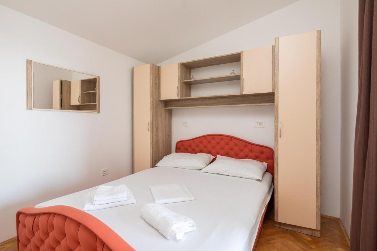 Adriatic Beach Suites Omiš Екстериор снимка