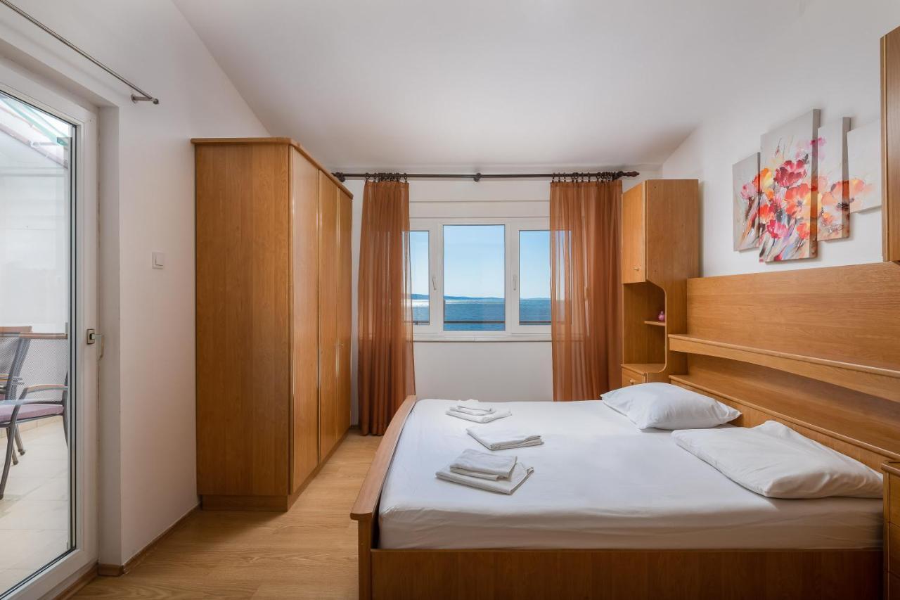 Adriatic Beach Suites Omiš Екстериор снимка