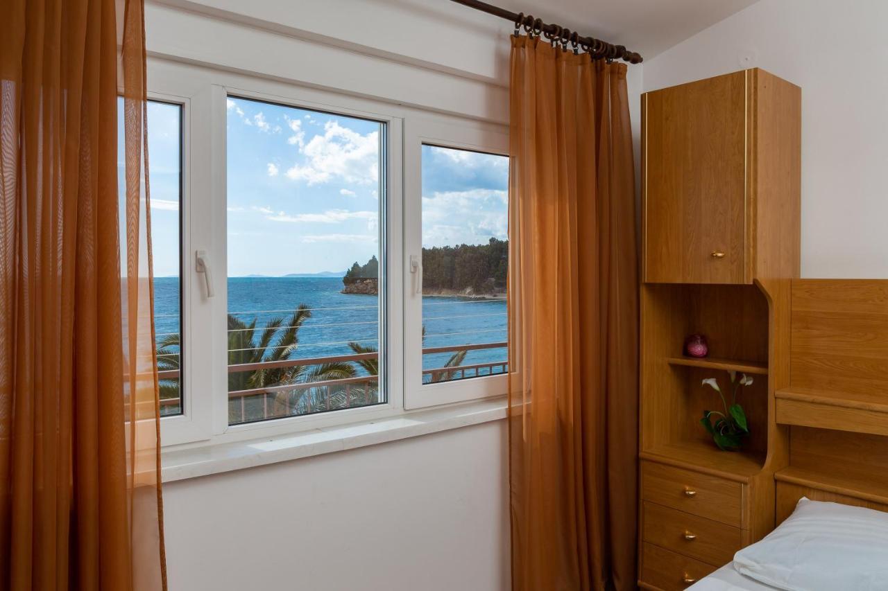 Adriatic Beach Suites Omiš Екстериор снимка