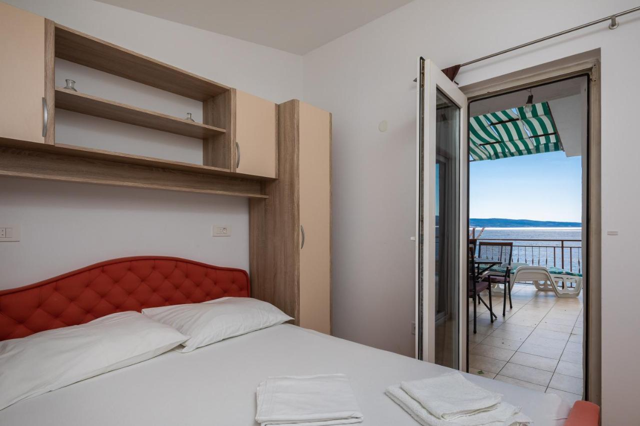 Adriatic Beach Suites Omiš Екстериор снимка